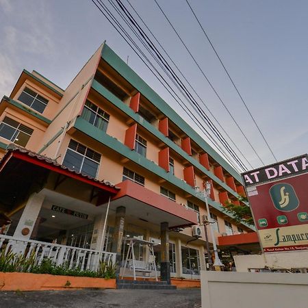Oyo 2487 Sampurna Jaya Hotel Tanjung Pinang Buitenkant foto