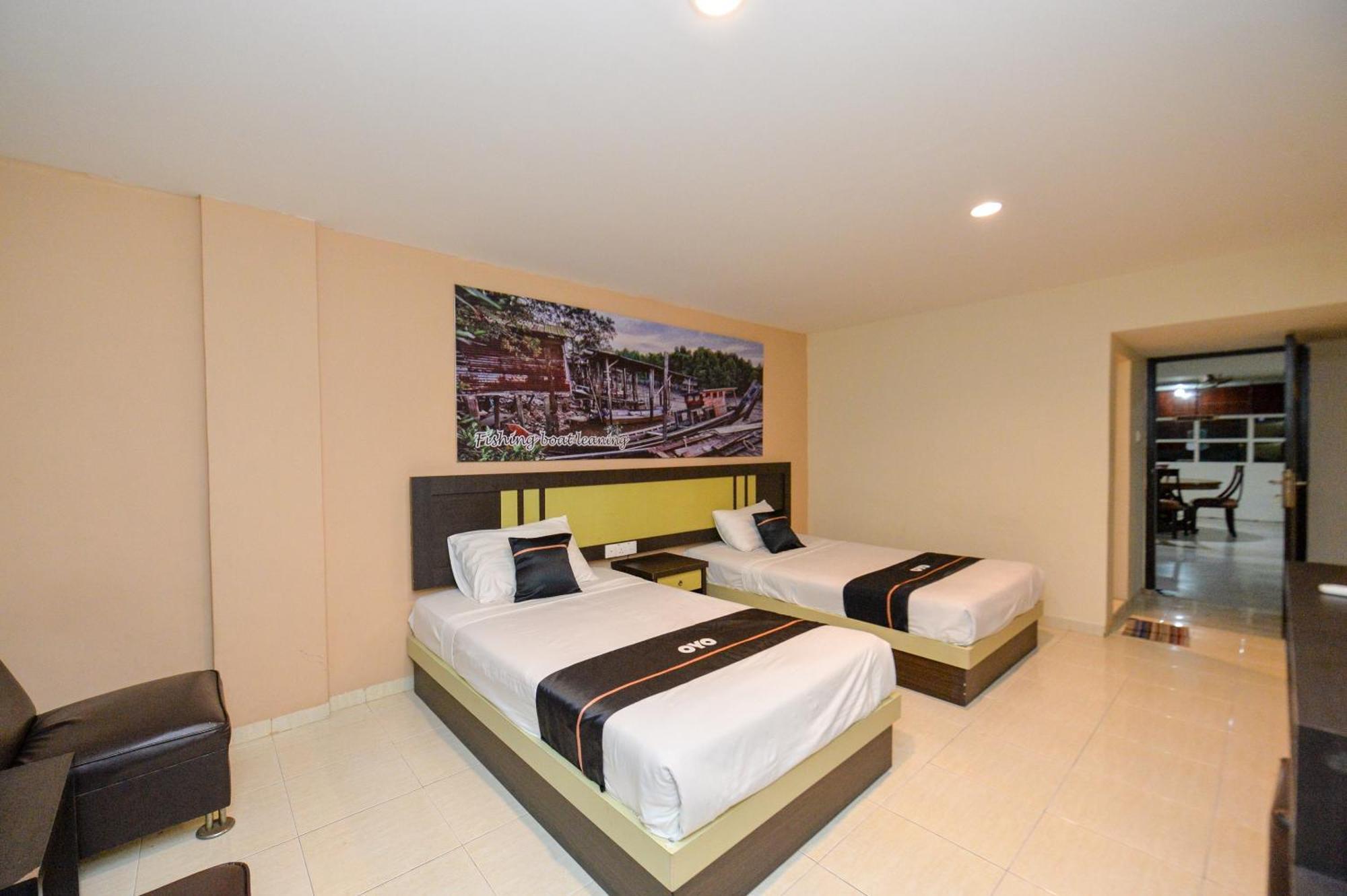 Oyo 2487 Sampurna Jaya Hotel Tanjung Pinang Buitenkant foto
