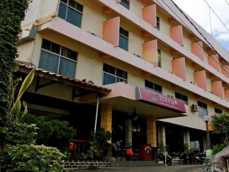 Oyo 2487 Sampurna Jaya Hotel Tanjung Pinang Buitenkant foto