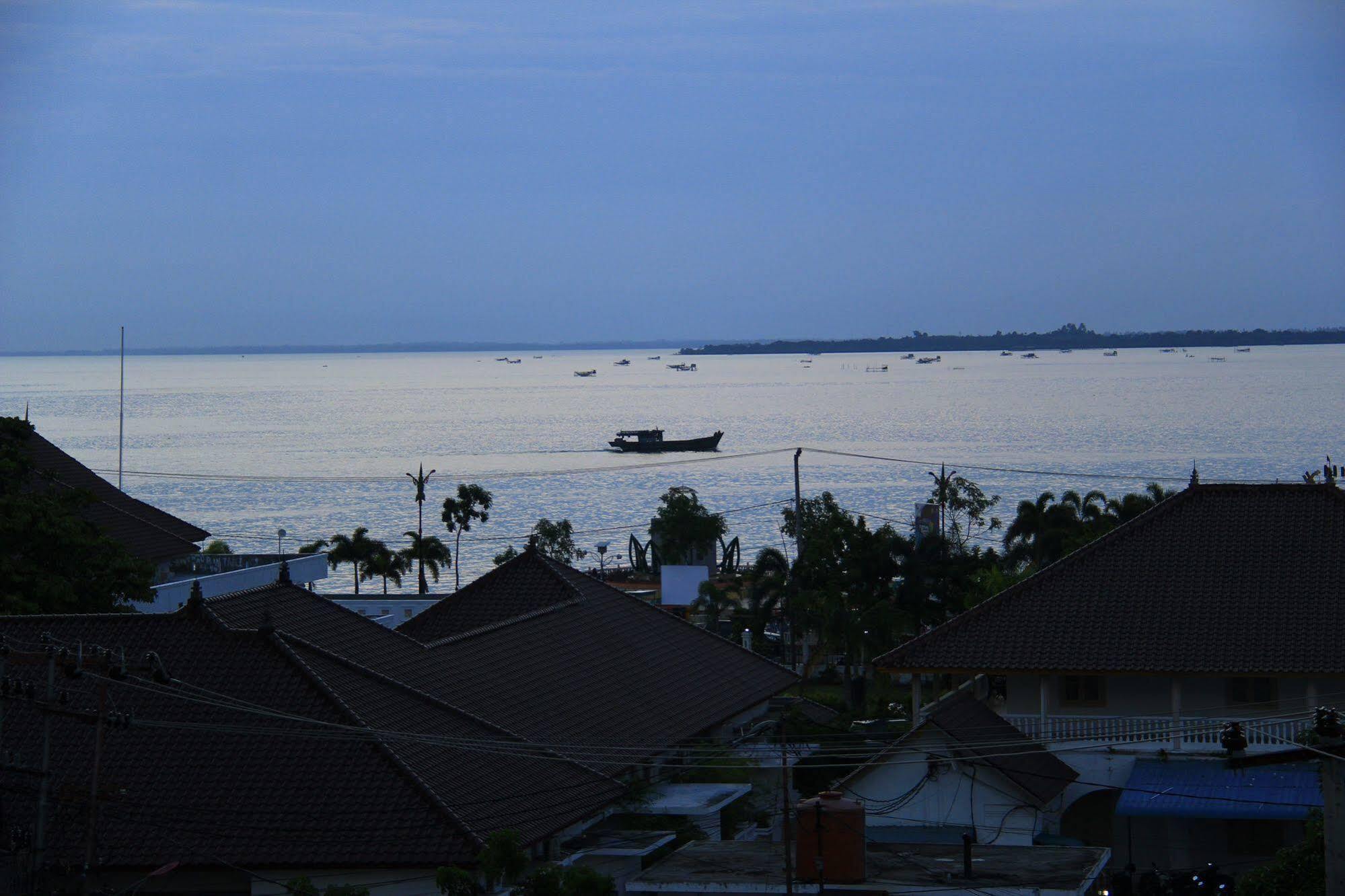 Oyo 2487 Sampurna Jaya Hotel Tanjung Pinang Buitenkant foto